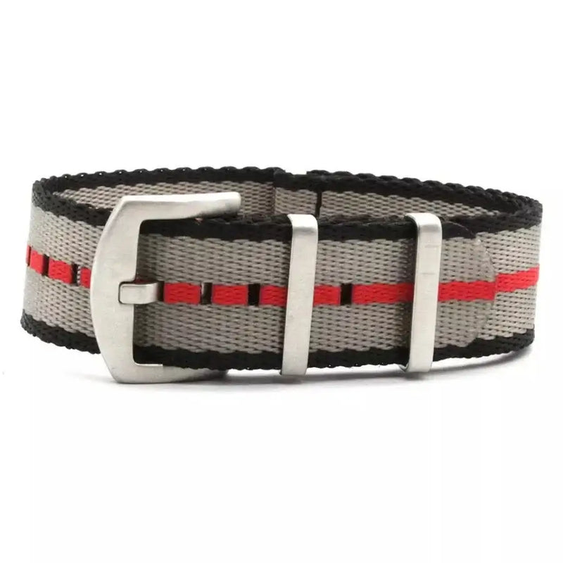 Karu_Natoranneke_seatbelt_harmaa_musta_punainen