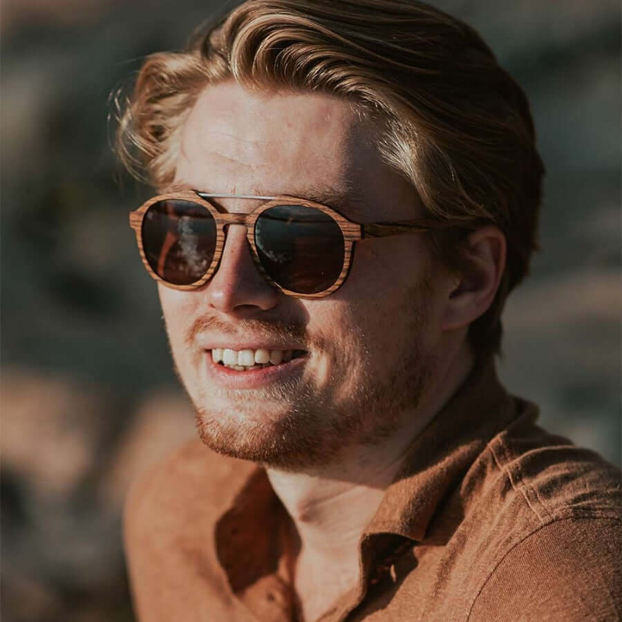 Aarni Cliff Zebrawood puiset aurinkolasit