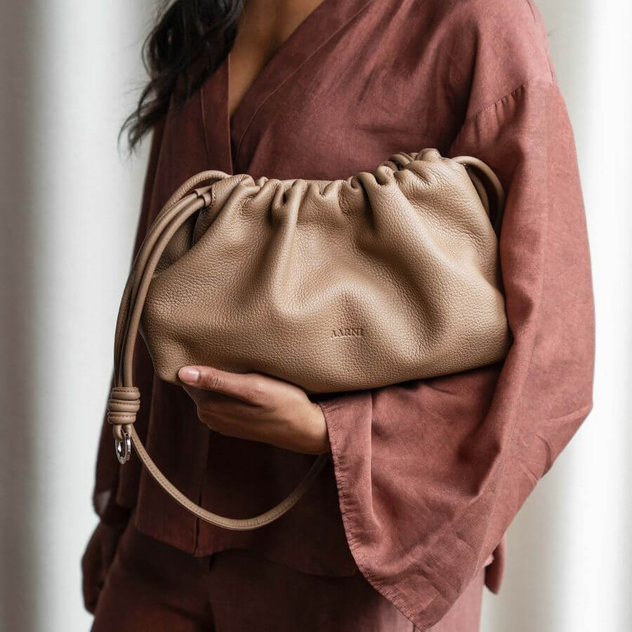Aarni Linne Hirvennahkainen Clutch-laukku