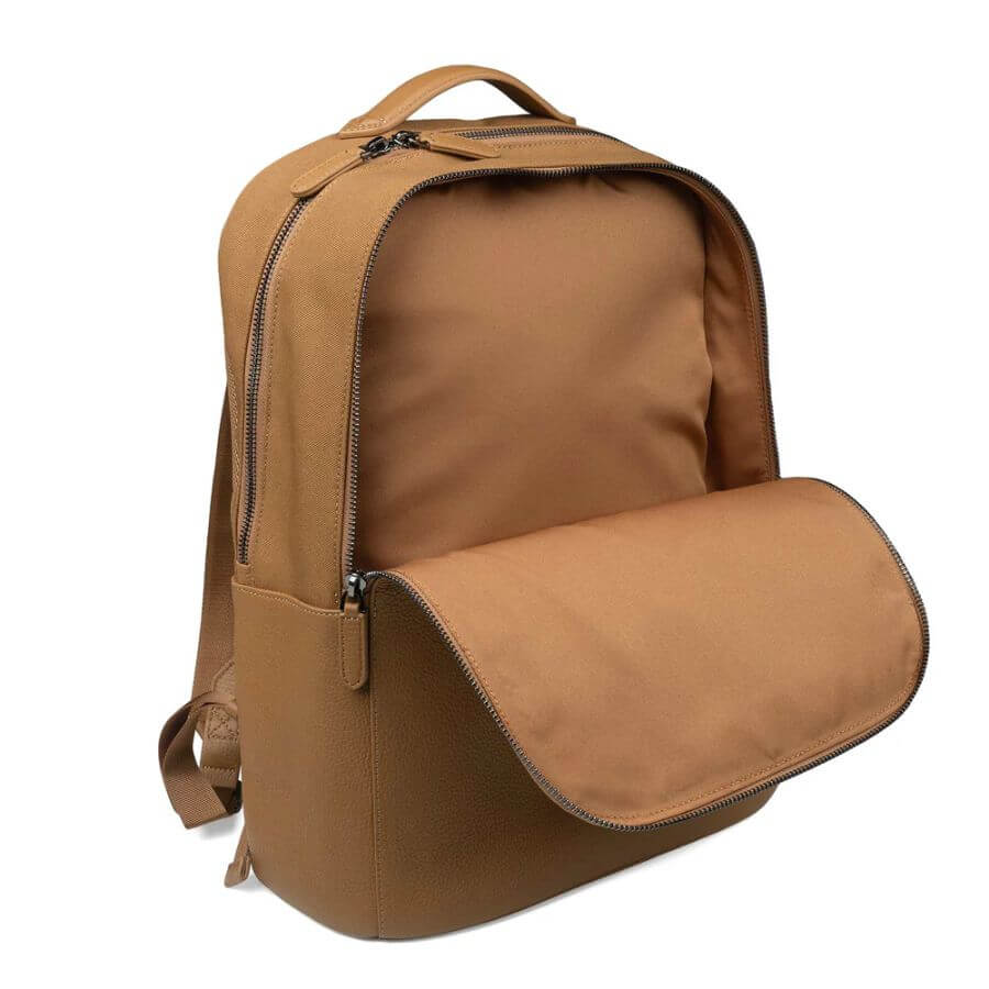 Aarni Athos Selkäreppu