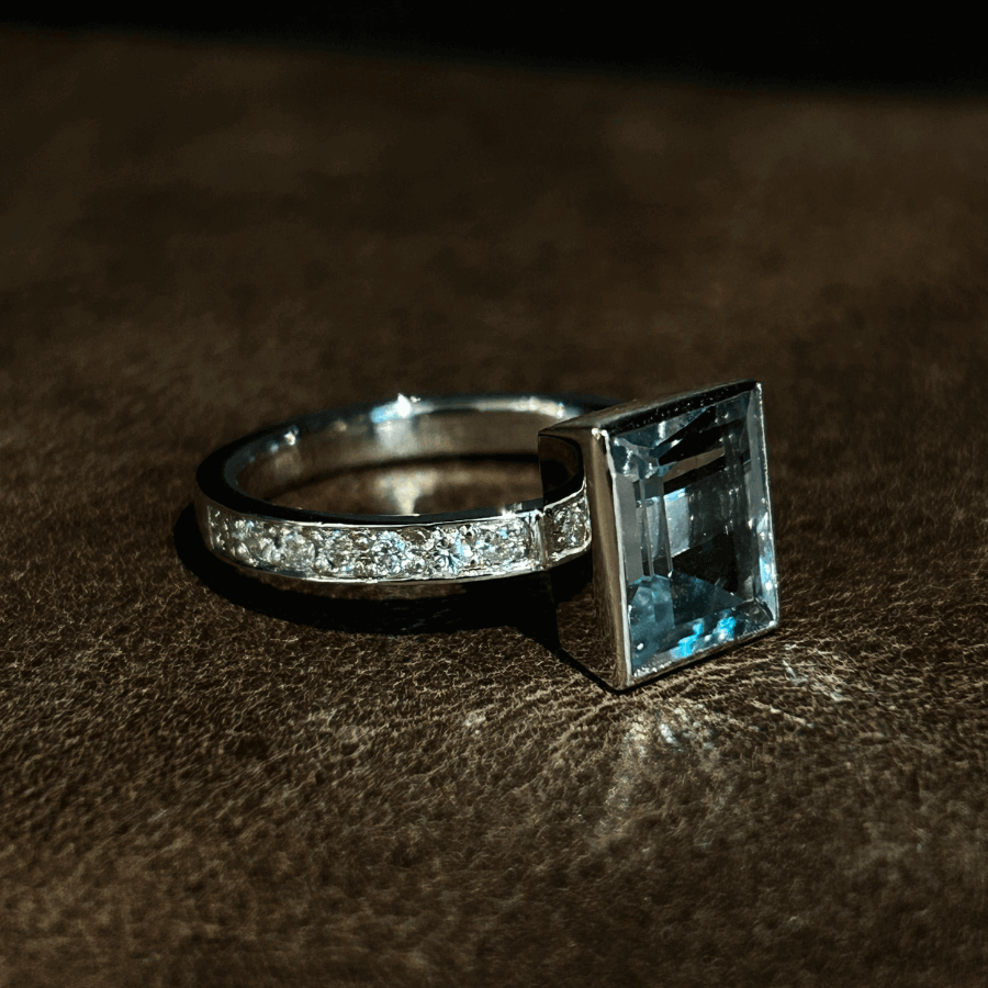 Asiakastyö: timanttisormus aquamarine kivellä