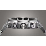Casio G-Shock Full Metal GMC-B2100D-2AER kellon sivuprofiili metallikotelolla ja painikkeilla.