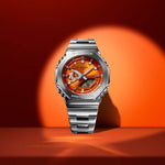 Casio G-Shock G-Steel GM-2110D-4AER oranssi kellon kasvot metallirungolla, moderni ja tyylikäs design