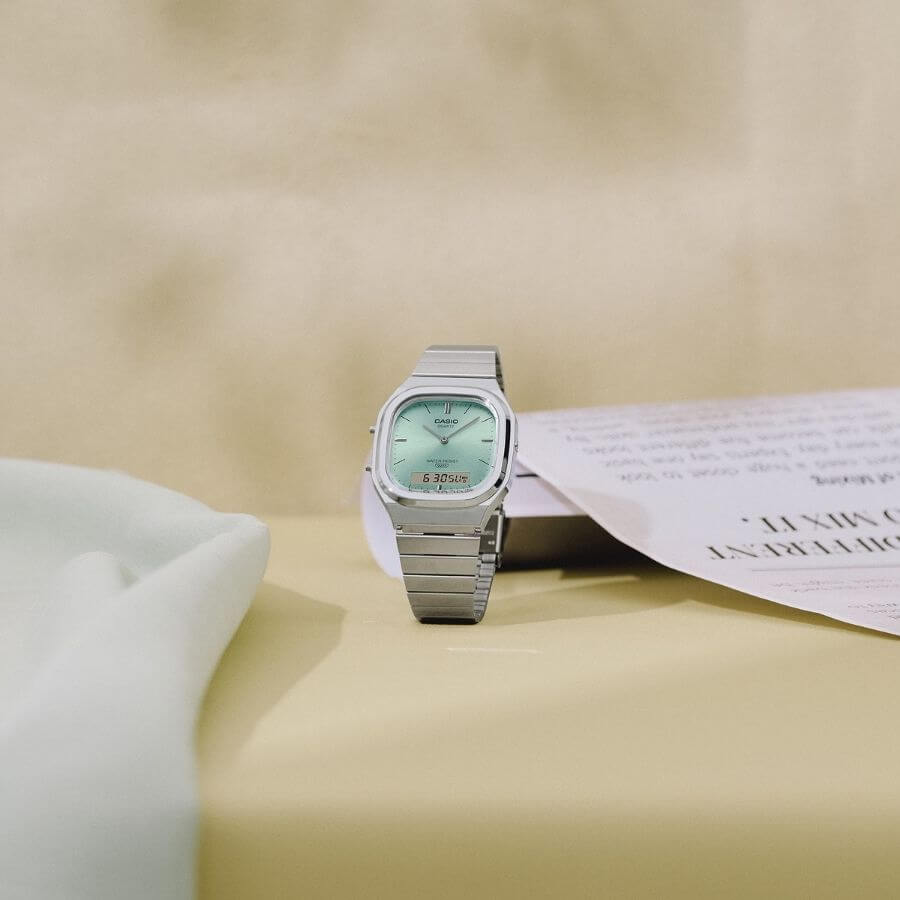 Casio Vintage Rannekello AQ-240E-2AEF