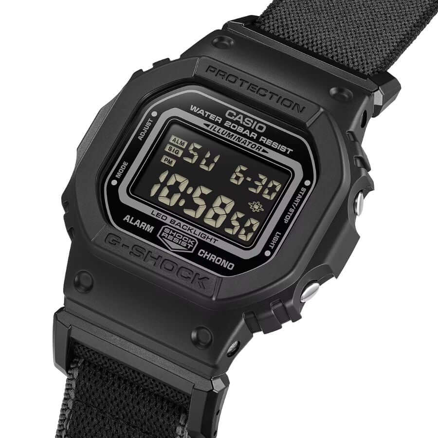 Casio G-Shock Rannekello DW-5600MNC-1ER