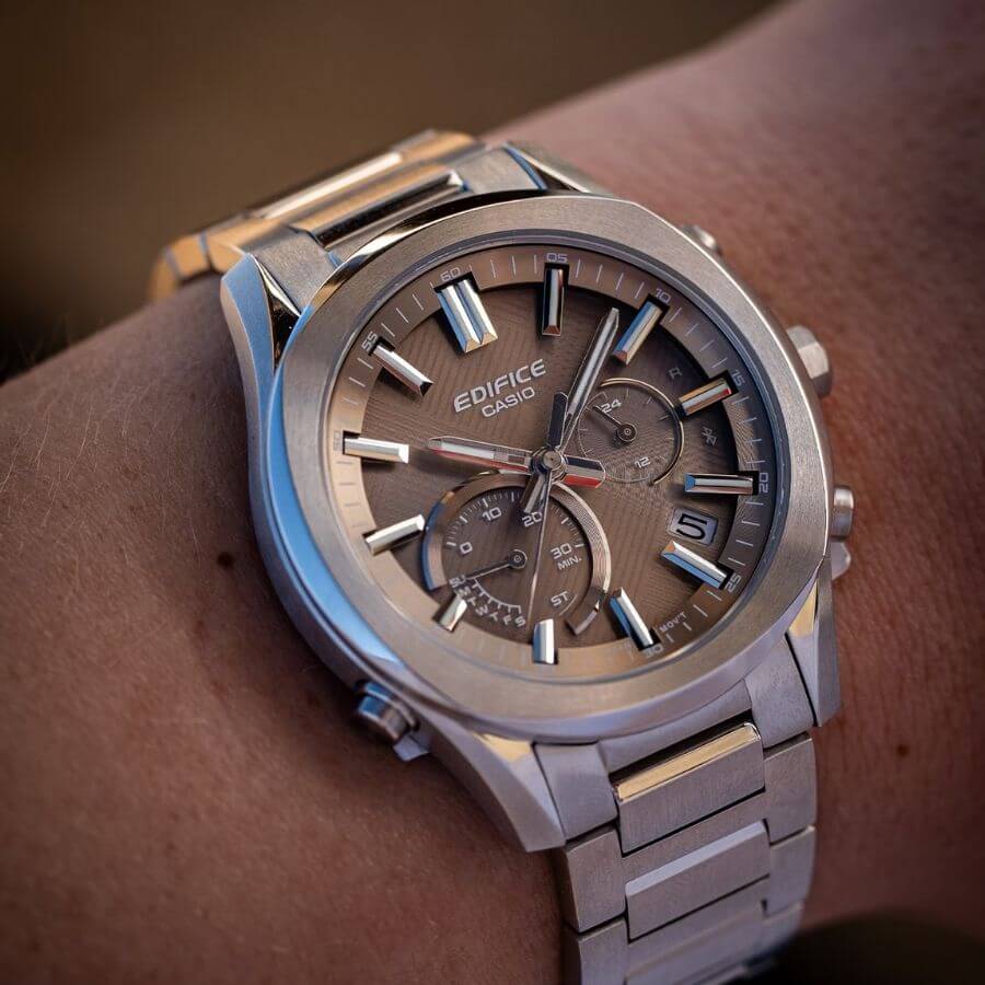 Casio Edifice Rannekello EQB-1300D-5A