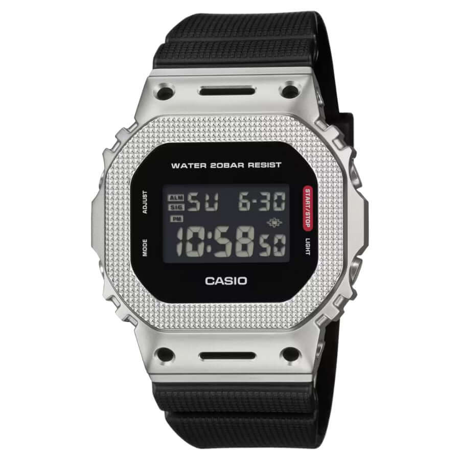 Casio G-Shock Rannekello GM-5600M-1ER