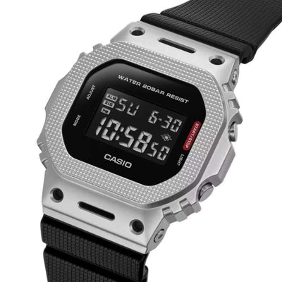 Casio G-Shock Rannekello GM-5600M-1ER