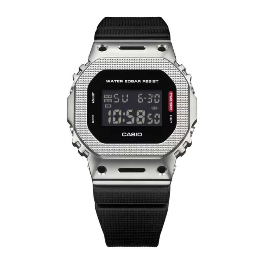 Casio G-Shock Rannekello GM-5600M-1ER