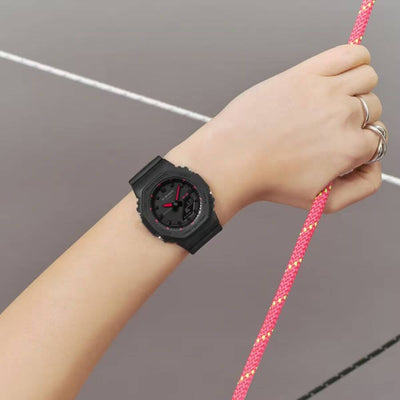 Casio G-Shock Naisten Kello GMA-P2100SA-1A1ER