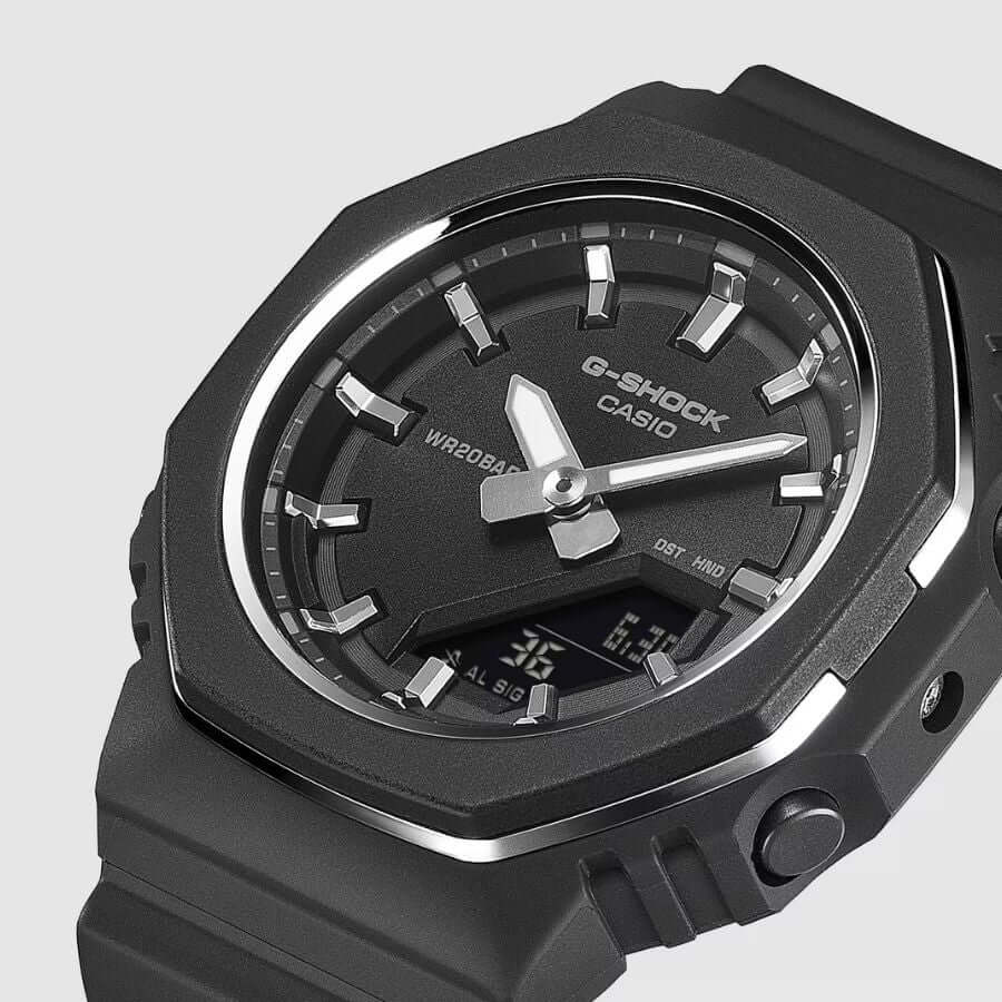 Casio G-Shock Rannekello GMA-P2110-1AER