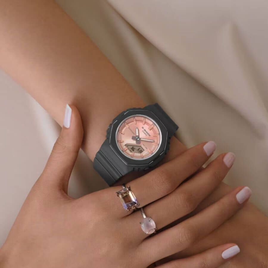 Casio G-Shock Rannekello GMA-P2110SC-4AER