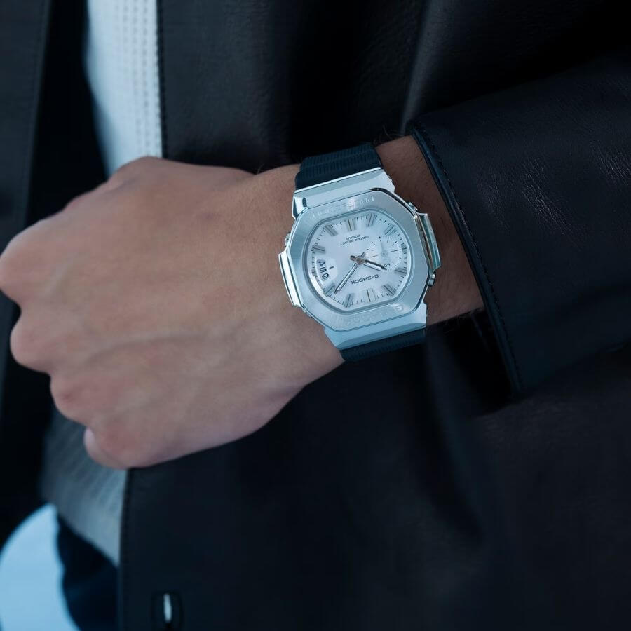 Casio G-Shock G-Steel 2500 Rannekello GMC-2500-1A8ER