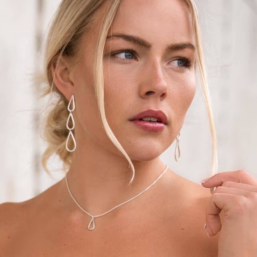 Efva Attling Hooked On A Feeling Kaulakoru 10-100-02397
