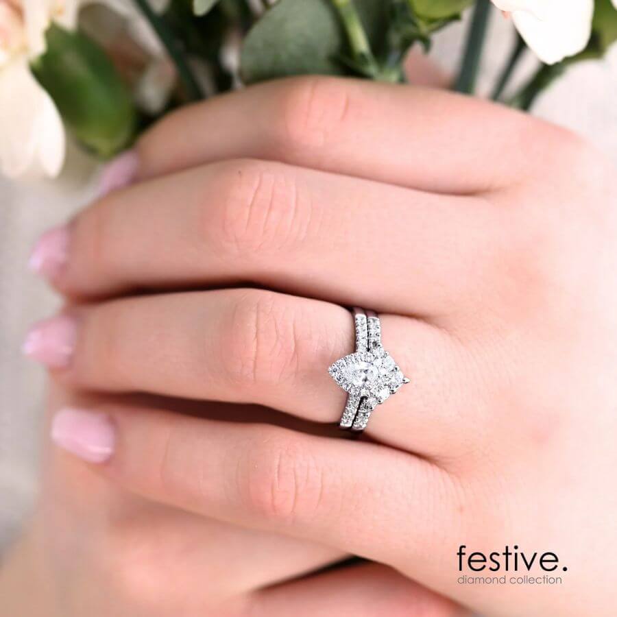 Festive Juliette Side timanttisormus 676-021