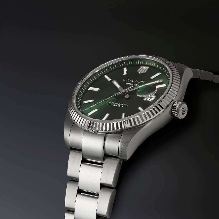 GANT Prestige GP106 Kello P106003 tyylikäs rannekello ruostumattomasta teräksestä ja vihreällä kellotaululla.