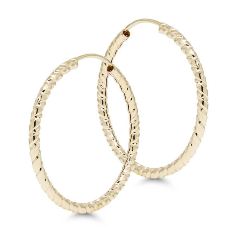Timanttileikatut Korvarenkaat RI-232-15x18mm