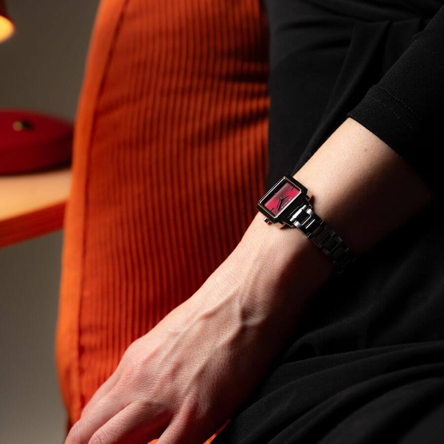 Leijona Sointu Rannekello