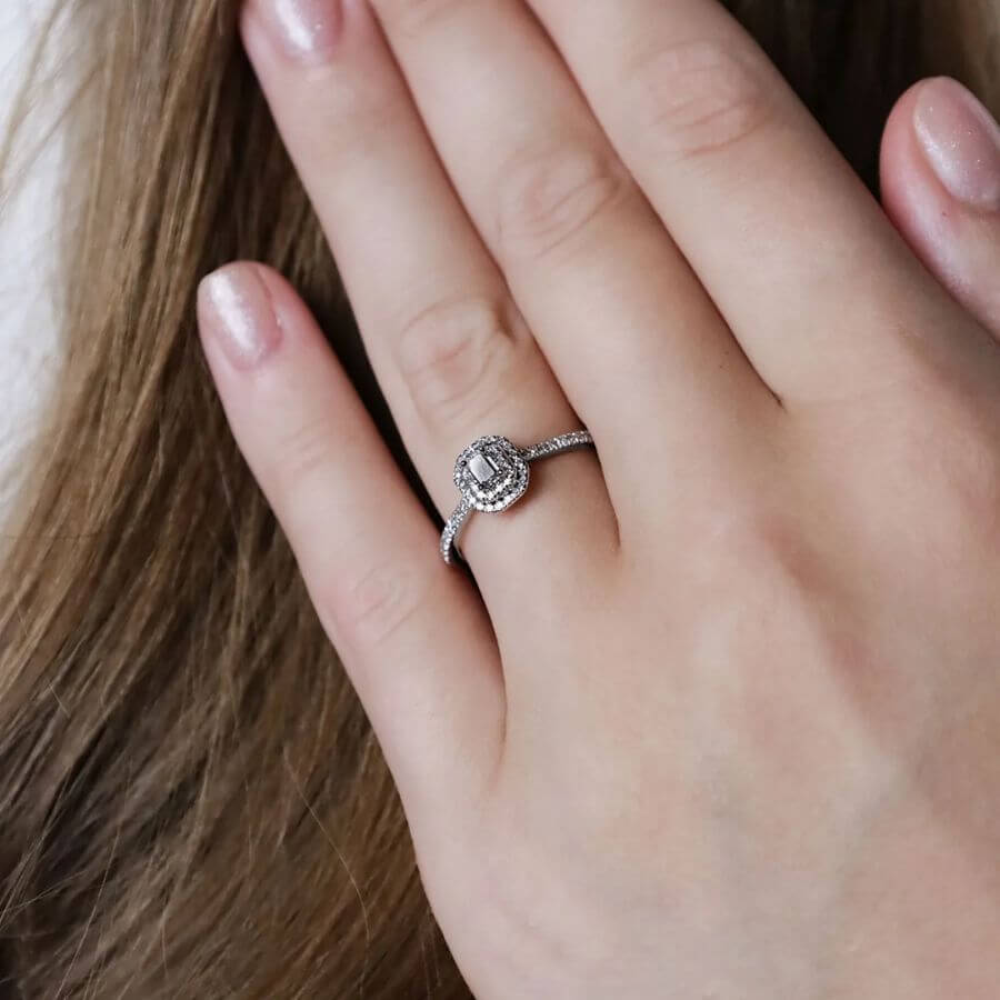 Lykken Elegance Halo Timanttisormus 58627