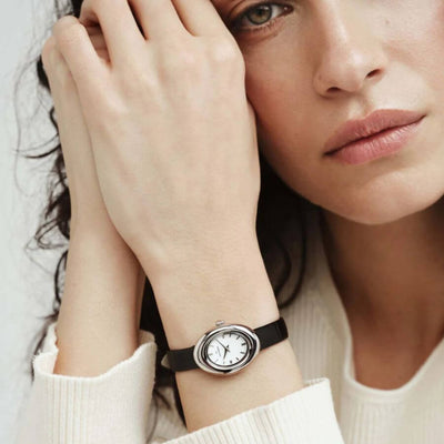 Mockberg Belle Oval Leather Rannekello MB1415