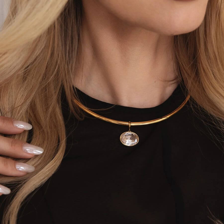 Mockberg Soléne Kullansävyinen Kaulakoru MB2415