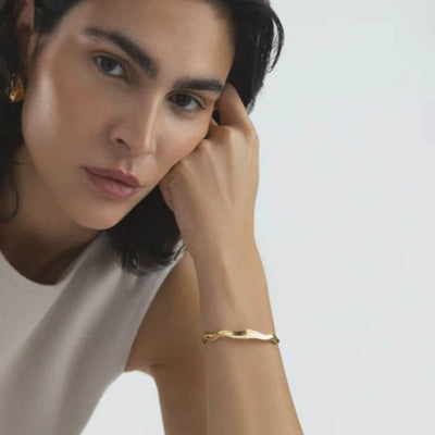 Mockberg Wavy Bolded Cuff Rannekoru MB0173