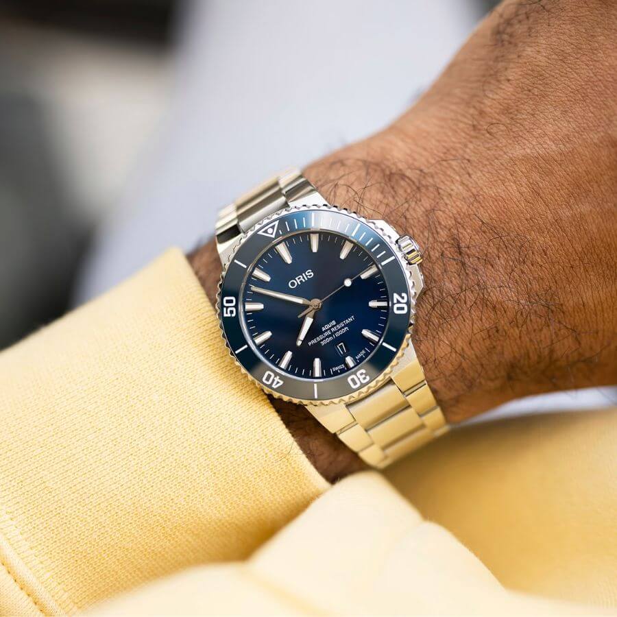 Oris Aquis Date Rannekello 01-733-7787-4135-2