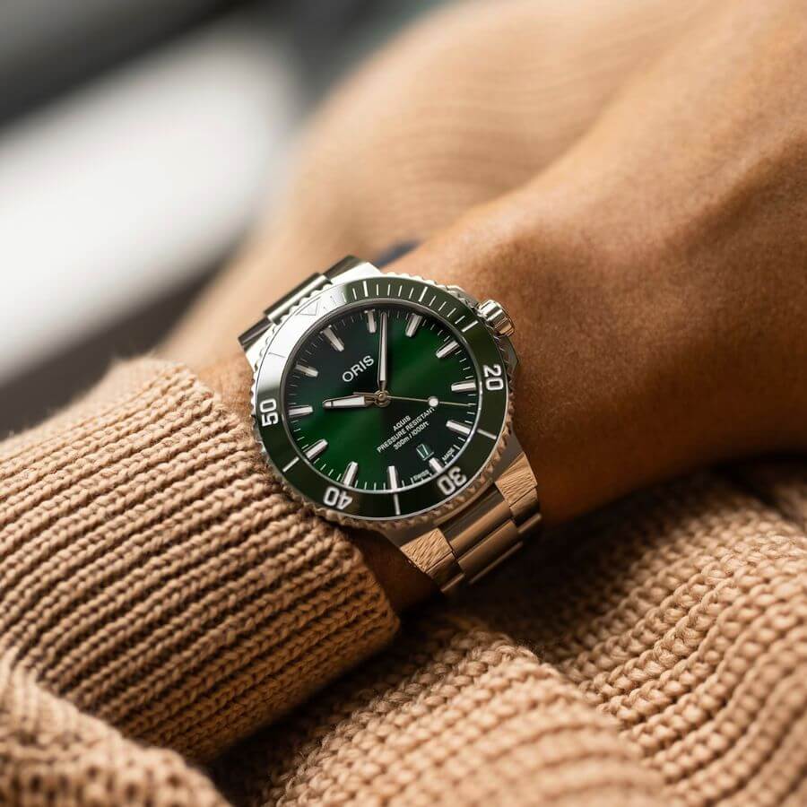 Oris Aquis Date Rannekello 01 733 7787 4157-07 8 22 04PEB