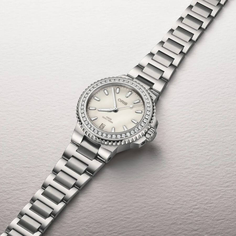 Oris Aquis Date Diamond 01 733 7792 4956