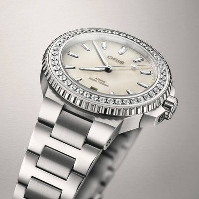 Oris Aquis Date Diamond 01 733 7792 4956