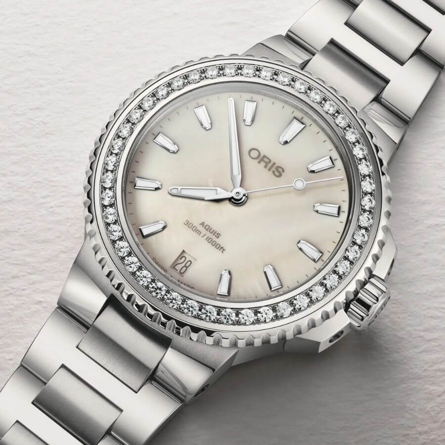 Oris Aquis Date Diamond 01 733 7792 4956