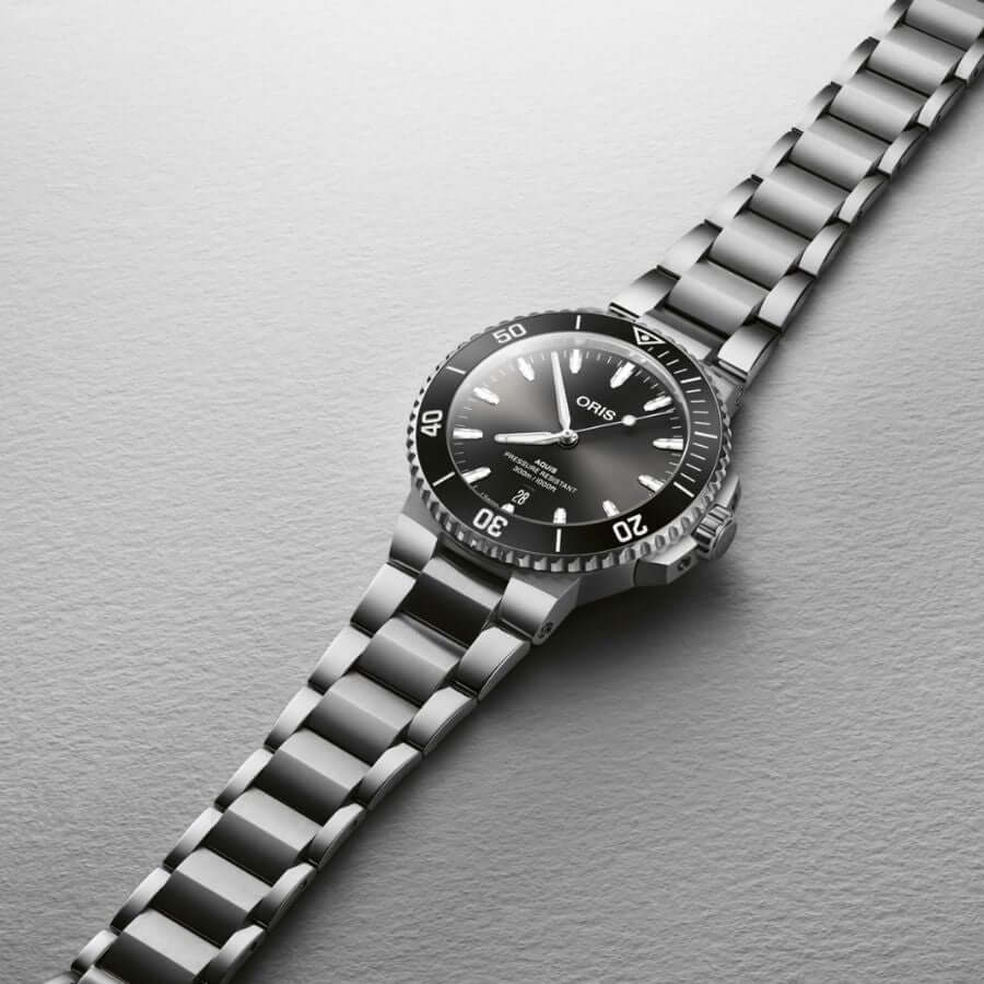 Oris Aquis Date 01-733-7787-4154-1