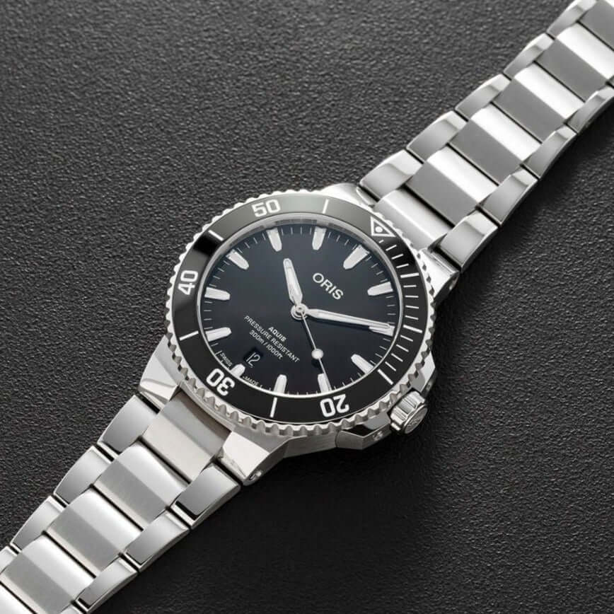 Oris Aquis Date 01-733-7787-4154-1