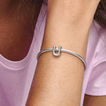 Pandora Kirjain U Charm Hela 797475