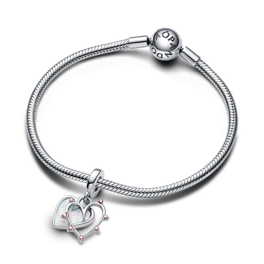 Pandora Opalisoiva Ystävyys Hela Charm 793434C01