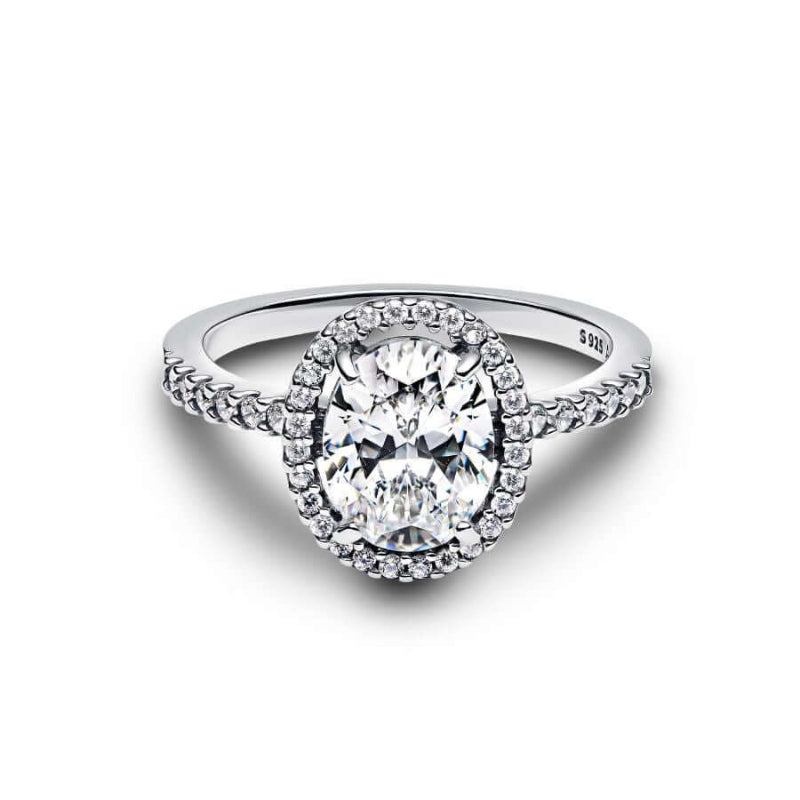 Pandora Sparkling Ovaali Halo-sormus 193777C01