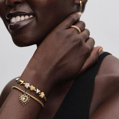 Pandora Säteilevä Sydän Charm Hela 764141C01