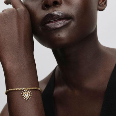 Pandora Säteilevä Sydän Charm Hela 764141C01