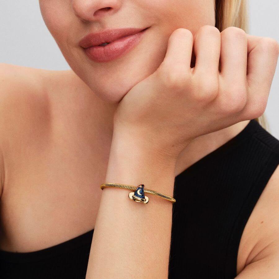 Pandora x Disney Taikahattu Charm Hela 764207C01