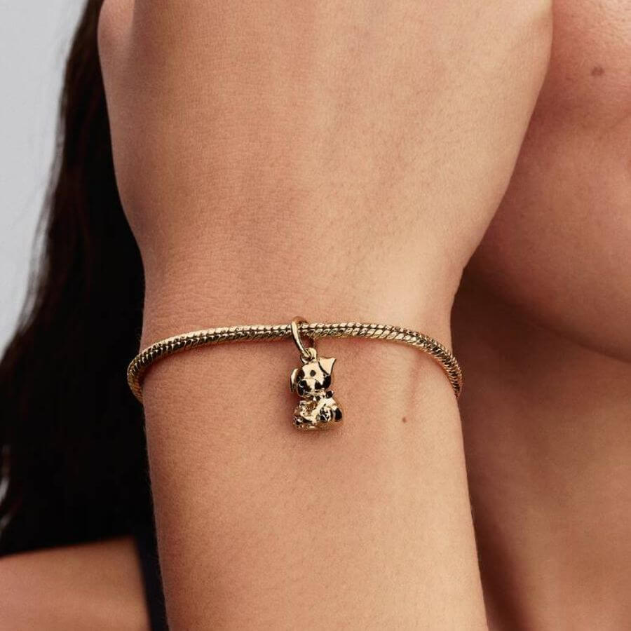Pandora Labradorinnoutaja Koiranpentu Charm Hela 768009C01