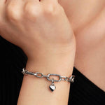 Pandora Epäsymmetrinen Sydän Charm Hela 793691C00