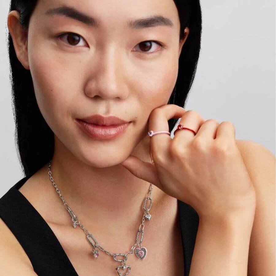 Pandora Epäsymmetrinen Sydän Charm Hela 793691C00