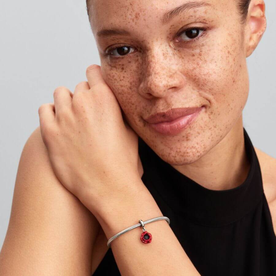 Pandora Punainen Kukka Charm Hela 793917C01