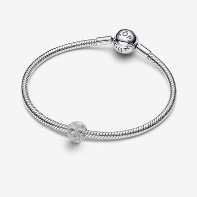 Pandora Teksturoitu Pääkallo Charm Hela 794040C00