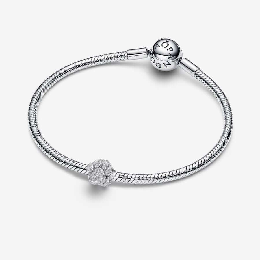 Pandora Teksturoitu Tassu Mini Charm Hela 794043C00