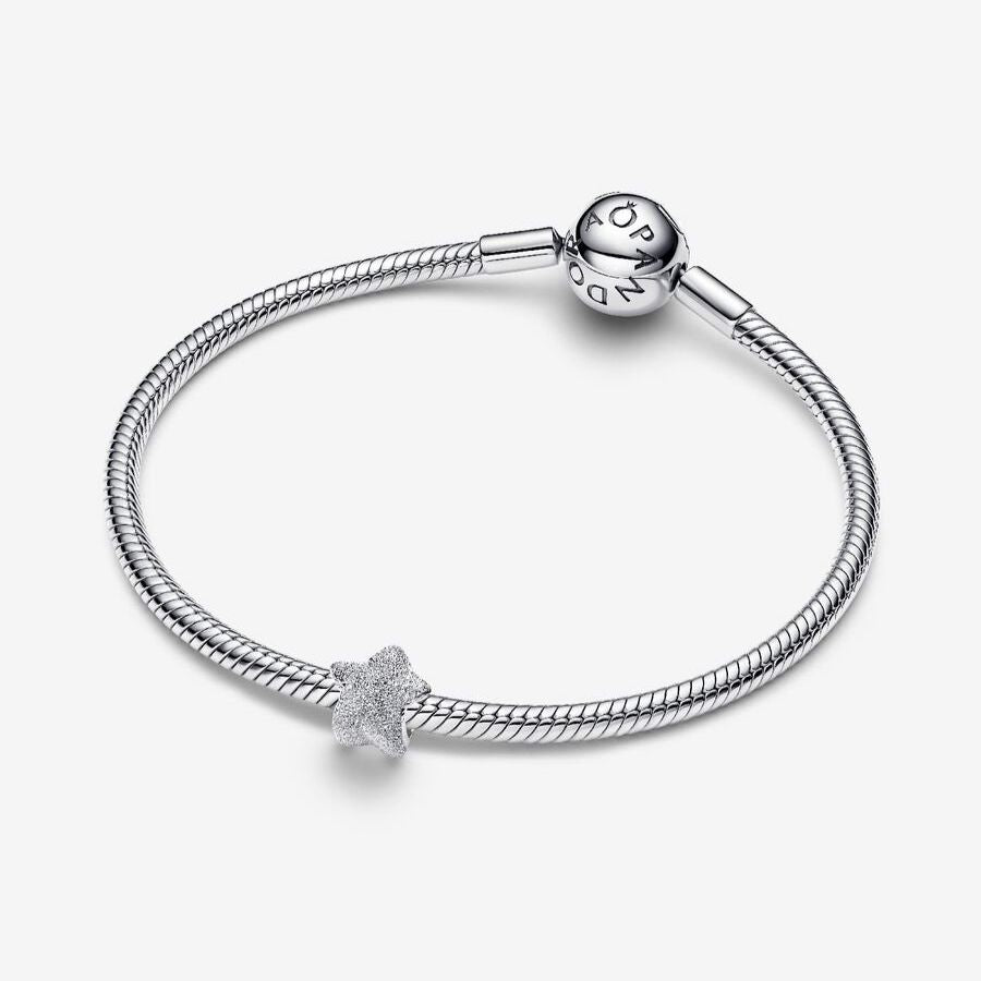 Pandora Teksturoitu Tähti Mini Charm Hela 794050C00