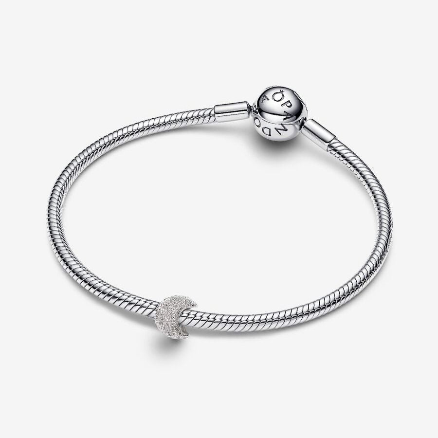 Pandora Teksturoitu Kuu Mini Charm Hela 794054C00