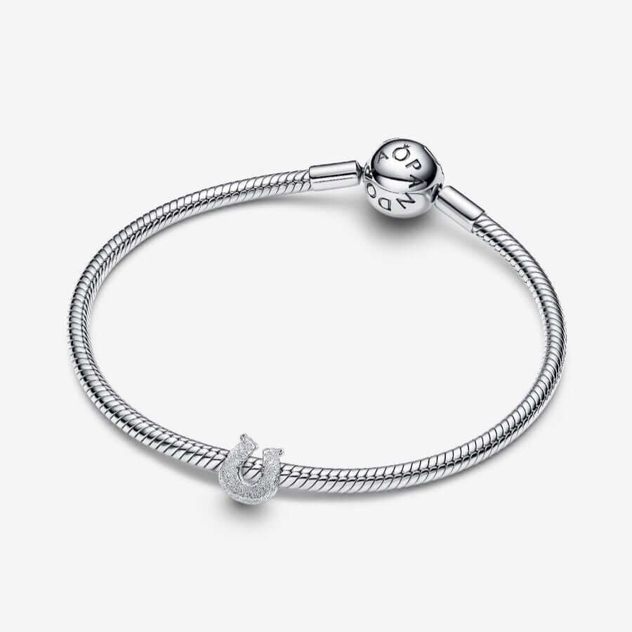 Pandora Teksturoitu Hevosenkenkä Mini Charm Hela 794056C00