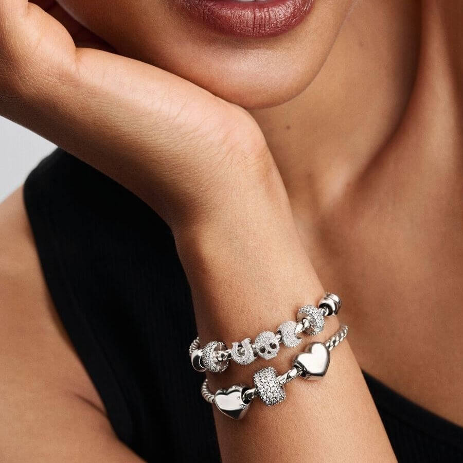 Pandora Teksturoitu Hevosenkenkä Mini Charm Hela 794056C00