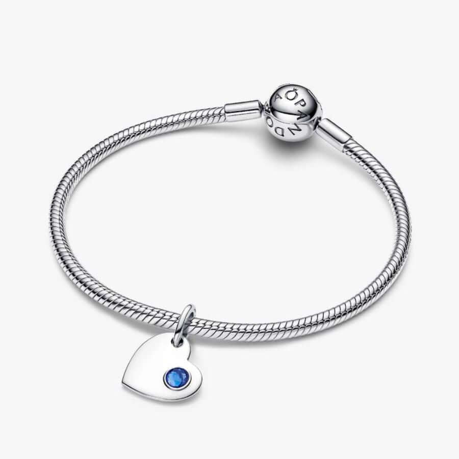 Pandora Syyskuu Kaiverrettava Sydän Charm Hela 794295C09